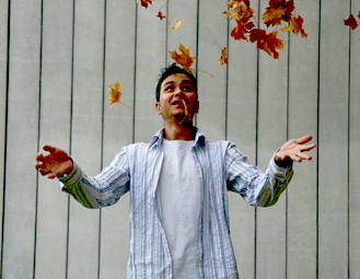 Nepalilainen Bishwash Hamal ei ole viel&auml; p&auml;&auml;tt&auml;nyt, j&auml;&auml;d&auml;k&ouml; valmistumisensa j&auml;lkeen Suomeen.