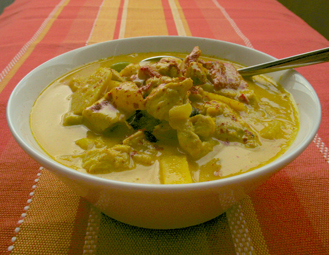 Kookoskeitto syntyy kanawokin t&auml;hteist&auml;.