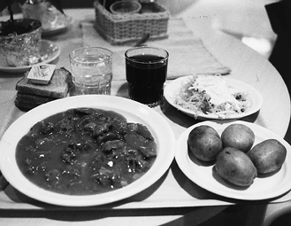 1980-luvun stroganoffista sai maksaa Atalpan ruokalassa 12,45 markkaa, mutta halvin opiskelijalounas irtosi 9,40 markalla.